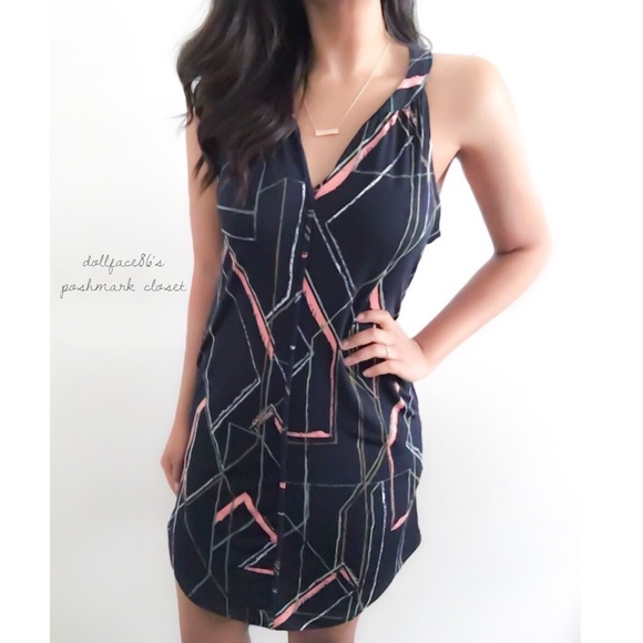 Banana Republic Dresses & Skirts - Banana Republic Modern Art Dress W/Pockets